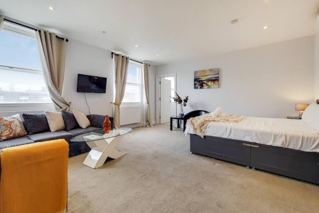 Fabulous Deluxe King With Air-conditioning * Londra